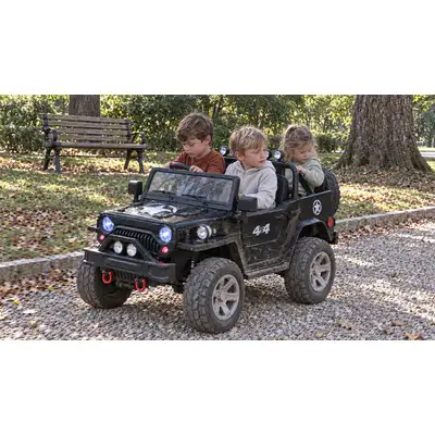 Auto Na Akumulator Jeep Willys JH-102 POWER Czarny 4x4 dla 3 dzieci 4x200W