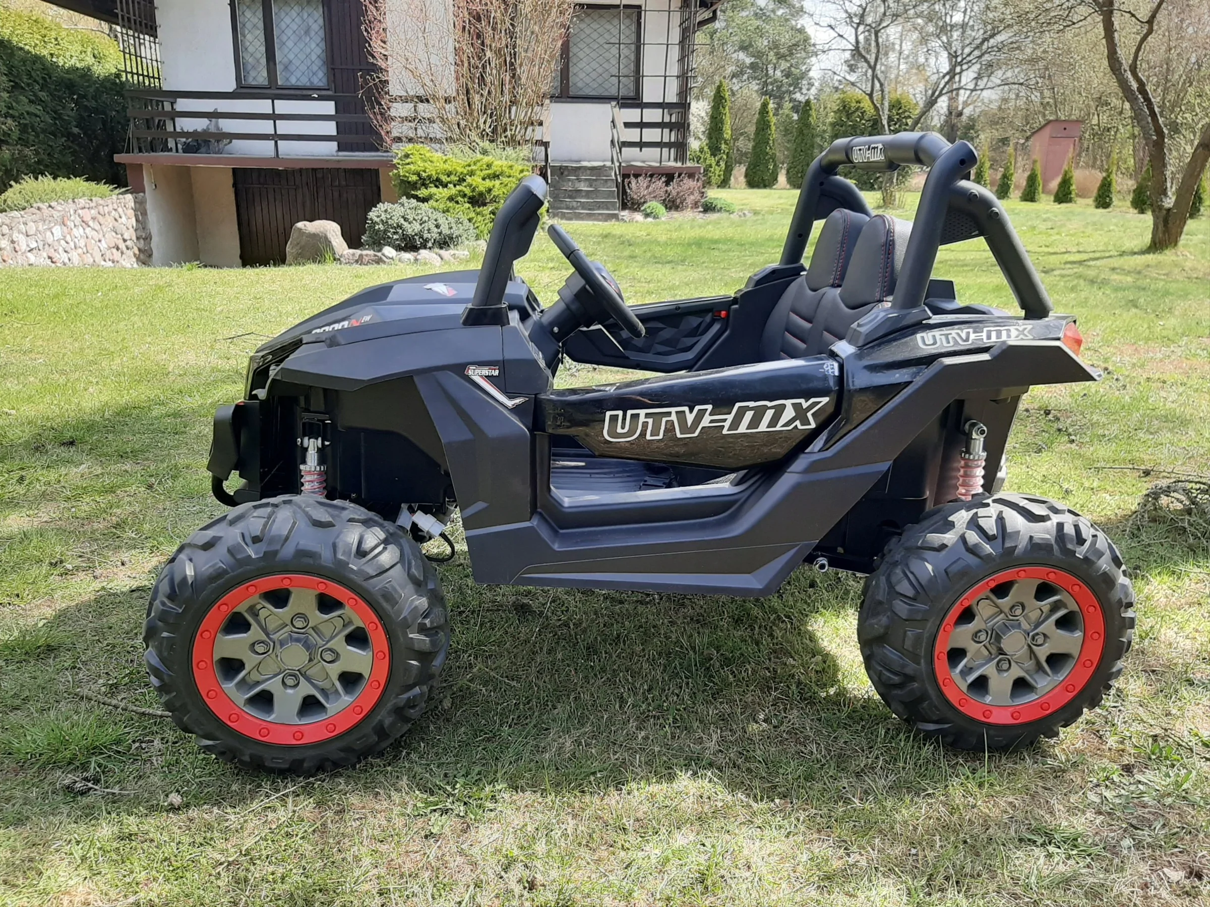 Buggy XMX603 w terenie